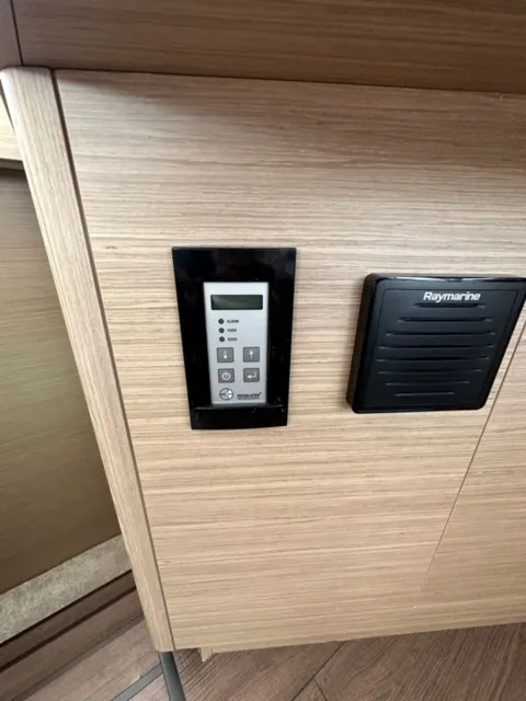 Image slide 143329