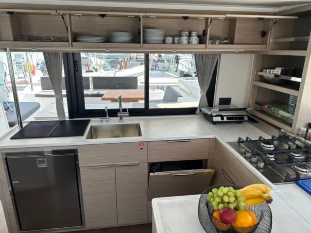 Image slide 143342