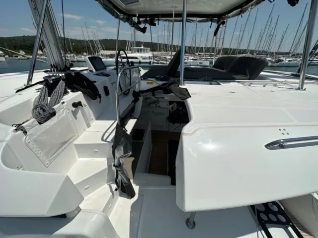 Image slide 143354