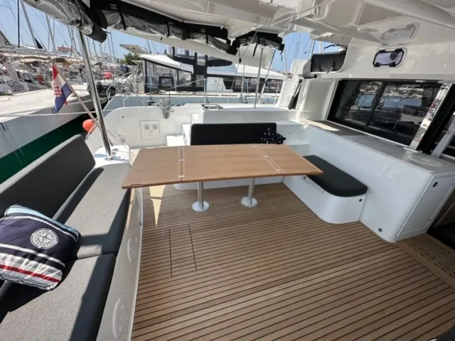 Image slide 143355