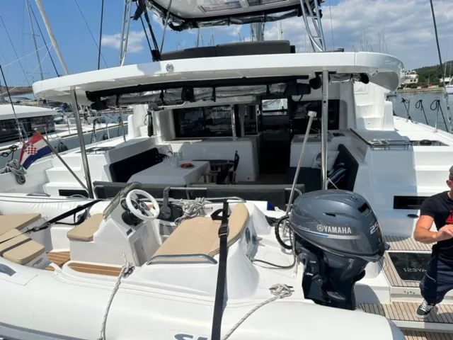 Image slide 143378