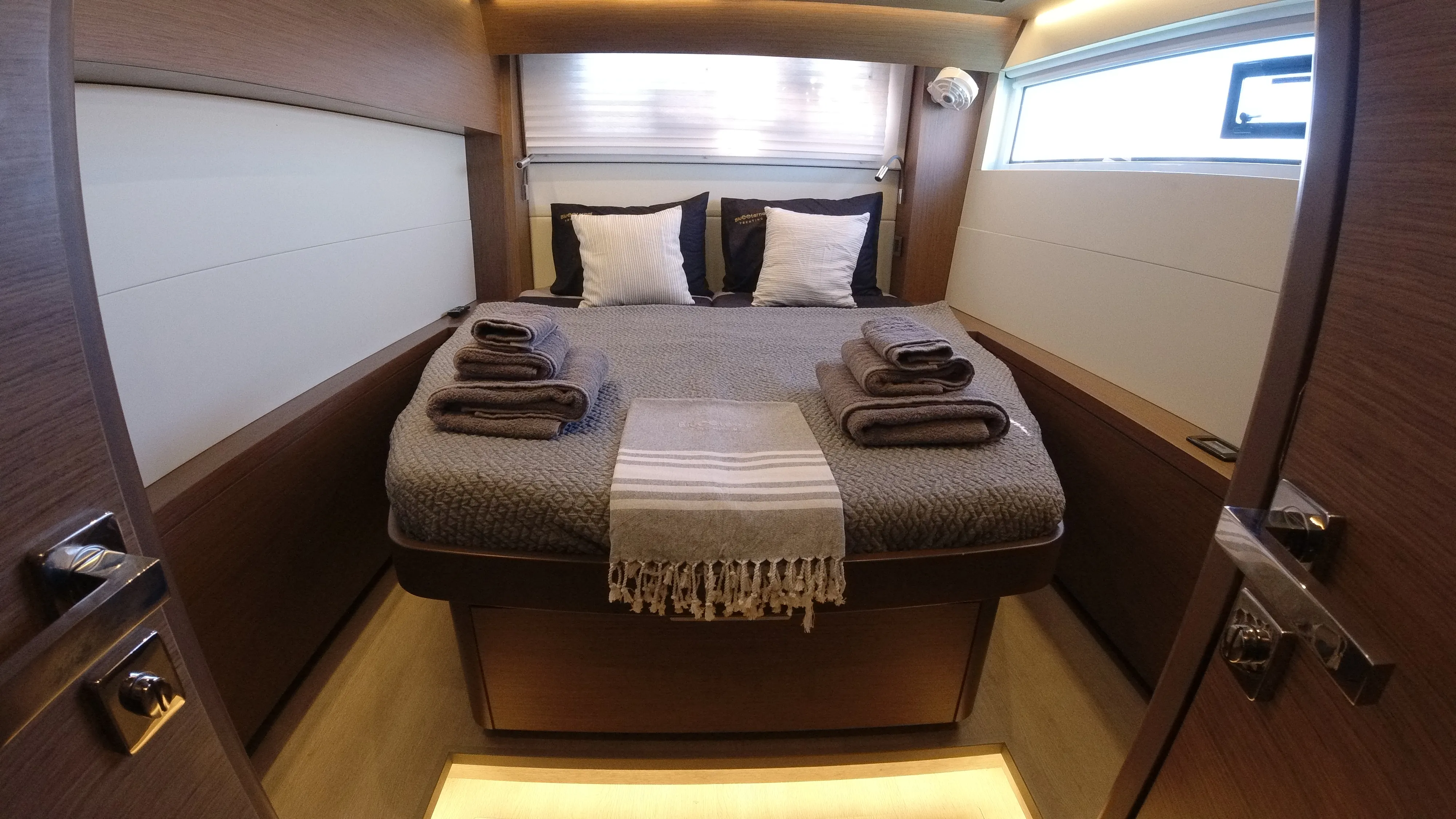 Image slide 143693