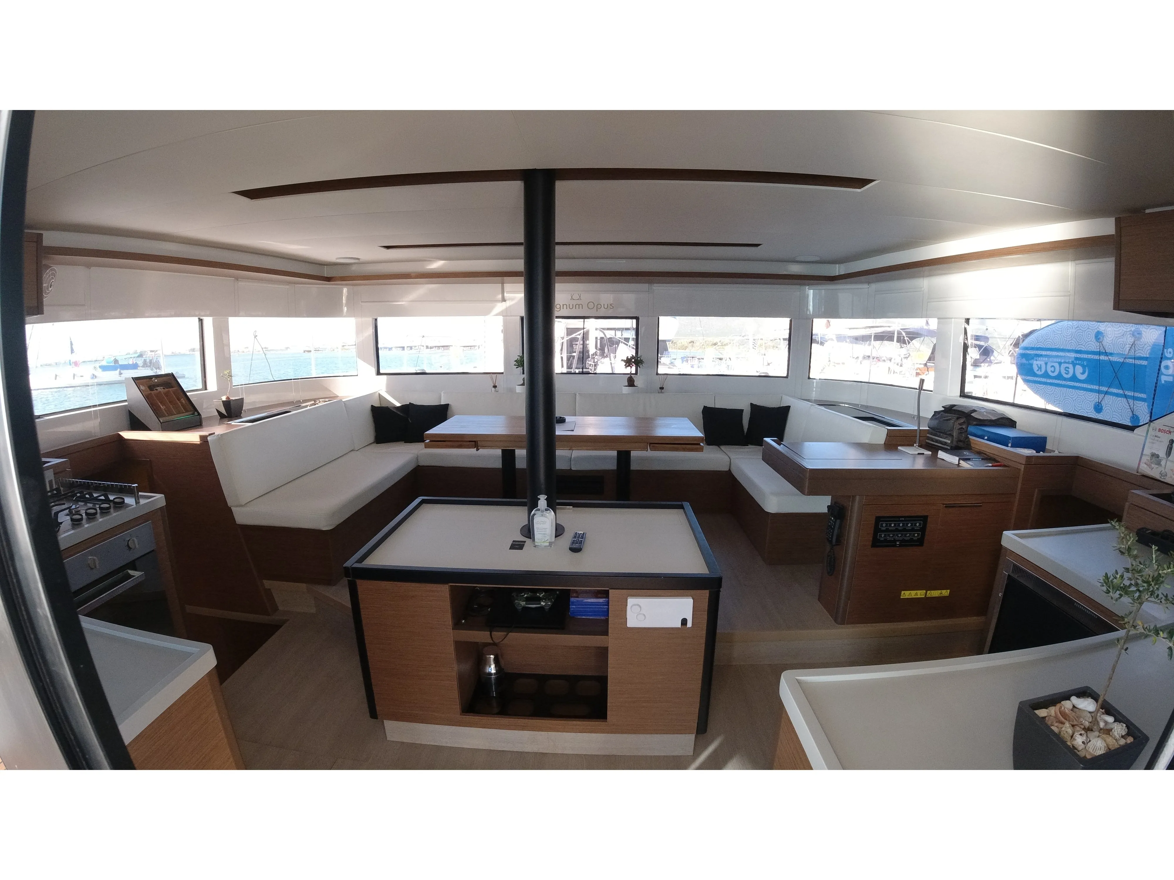 Image slide 143696
