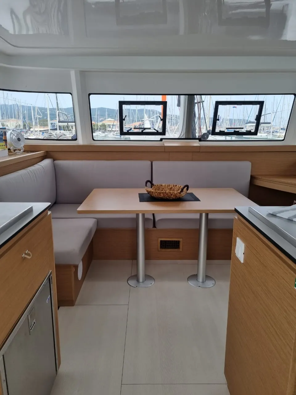 Image slide 143745