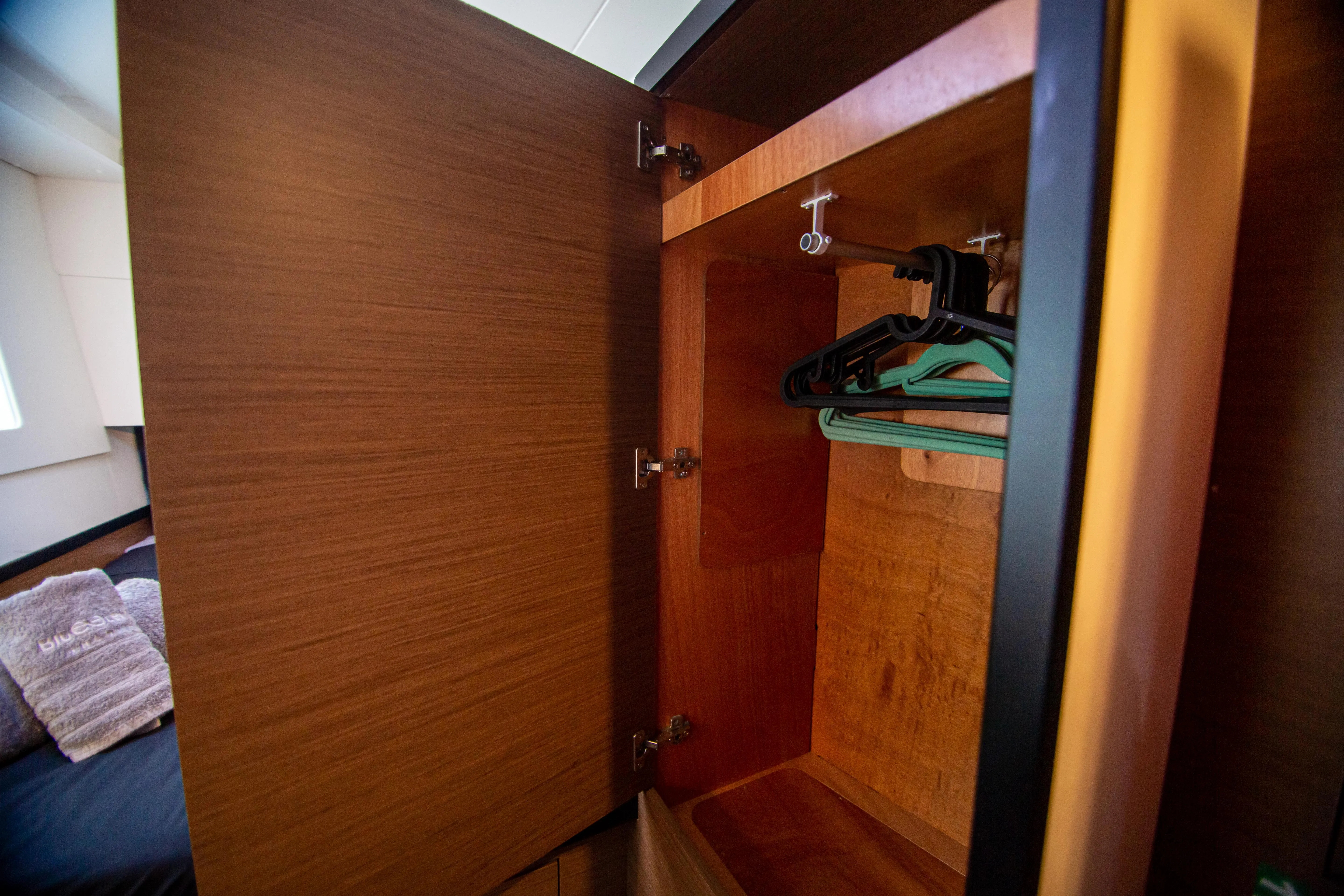 Image slide 143835