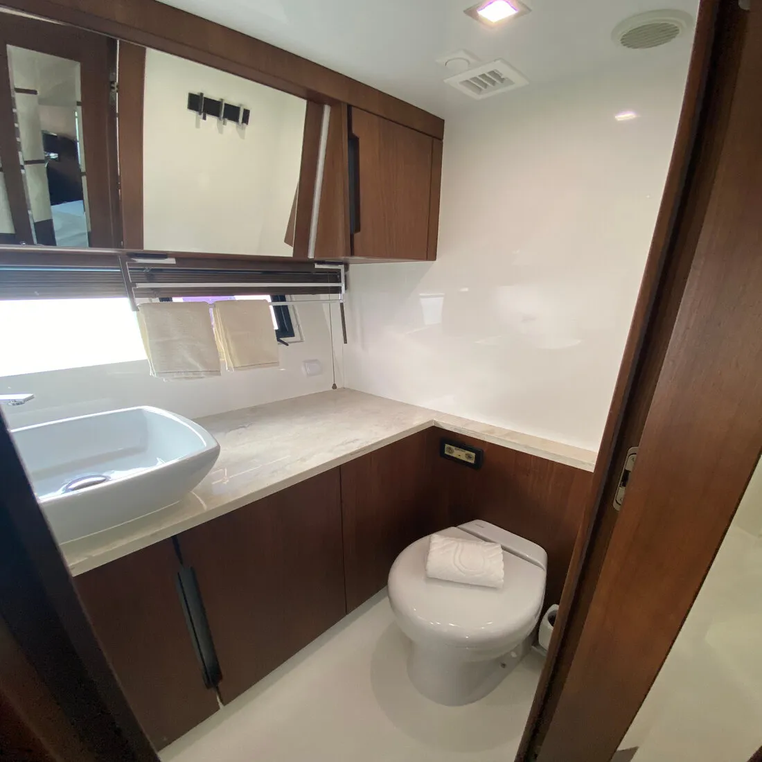 Image slide 1450