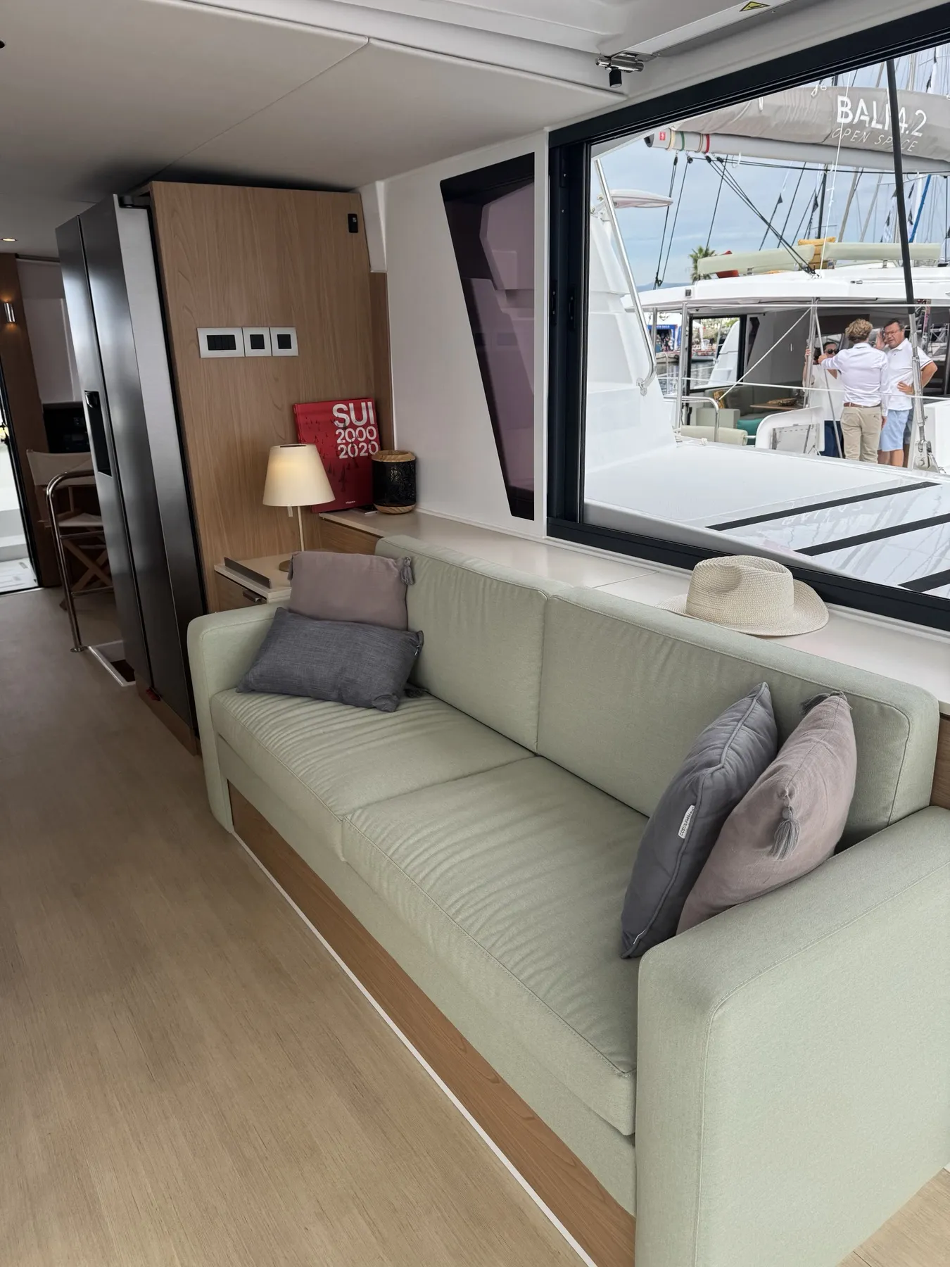 Image slide 145058