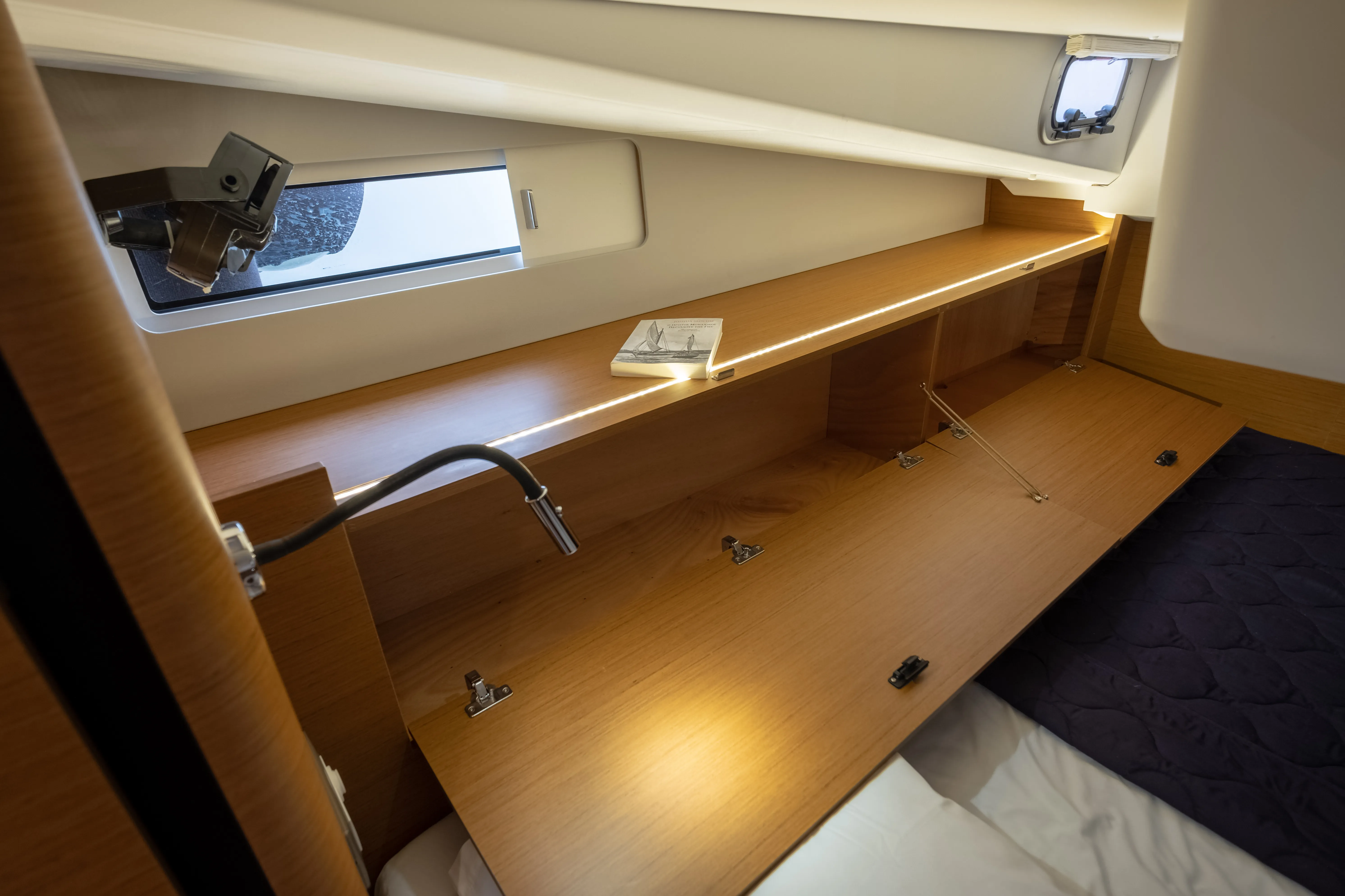 Image slide 145075