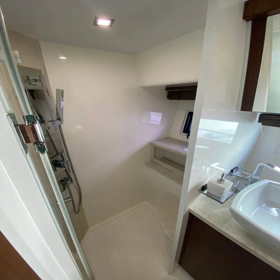 Image slide 1451