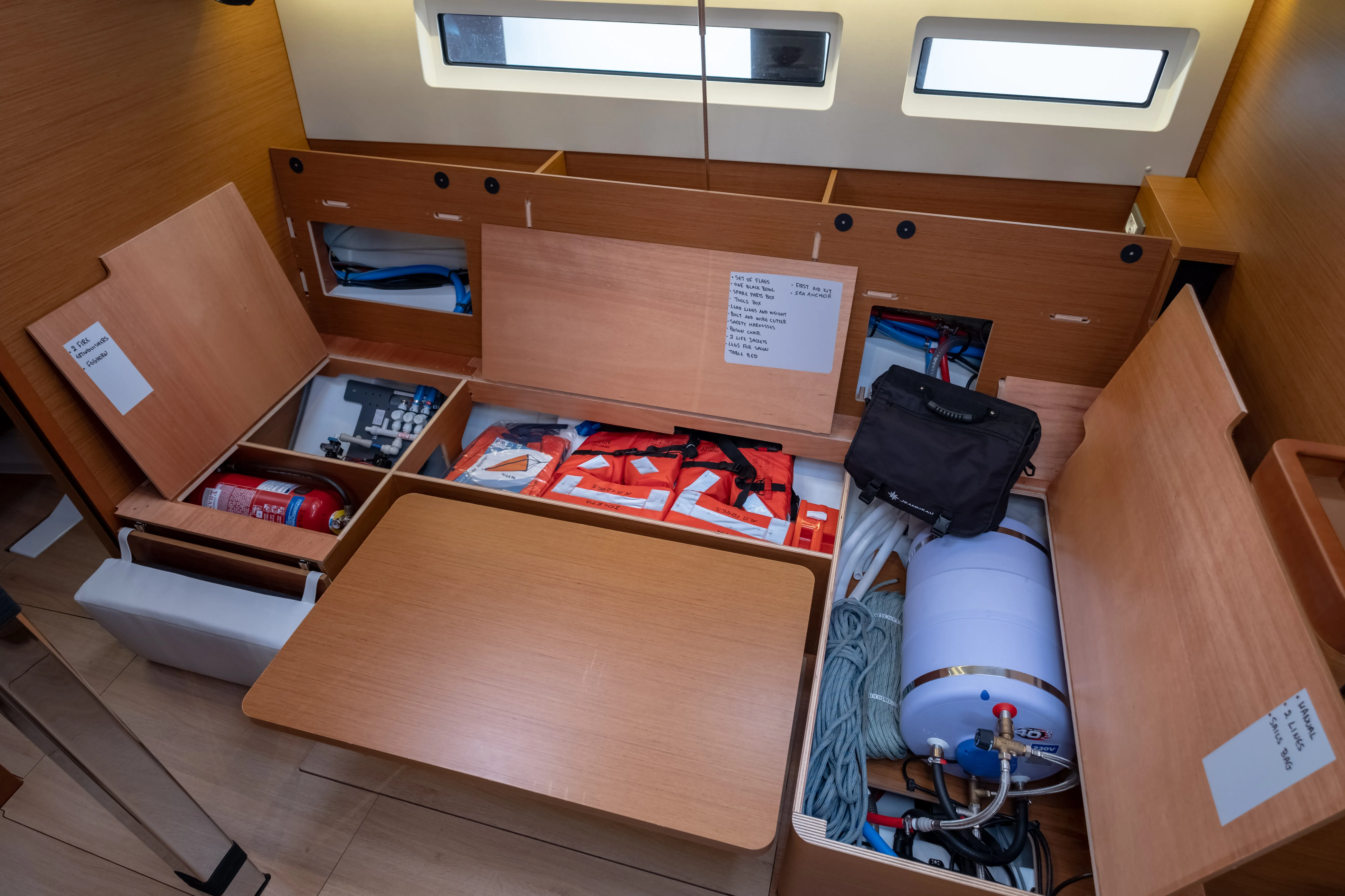 Image slide 145117