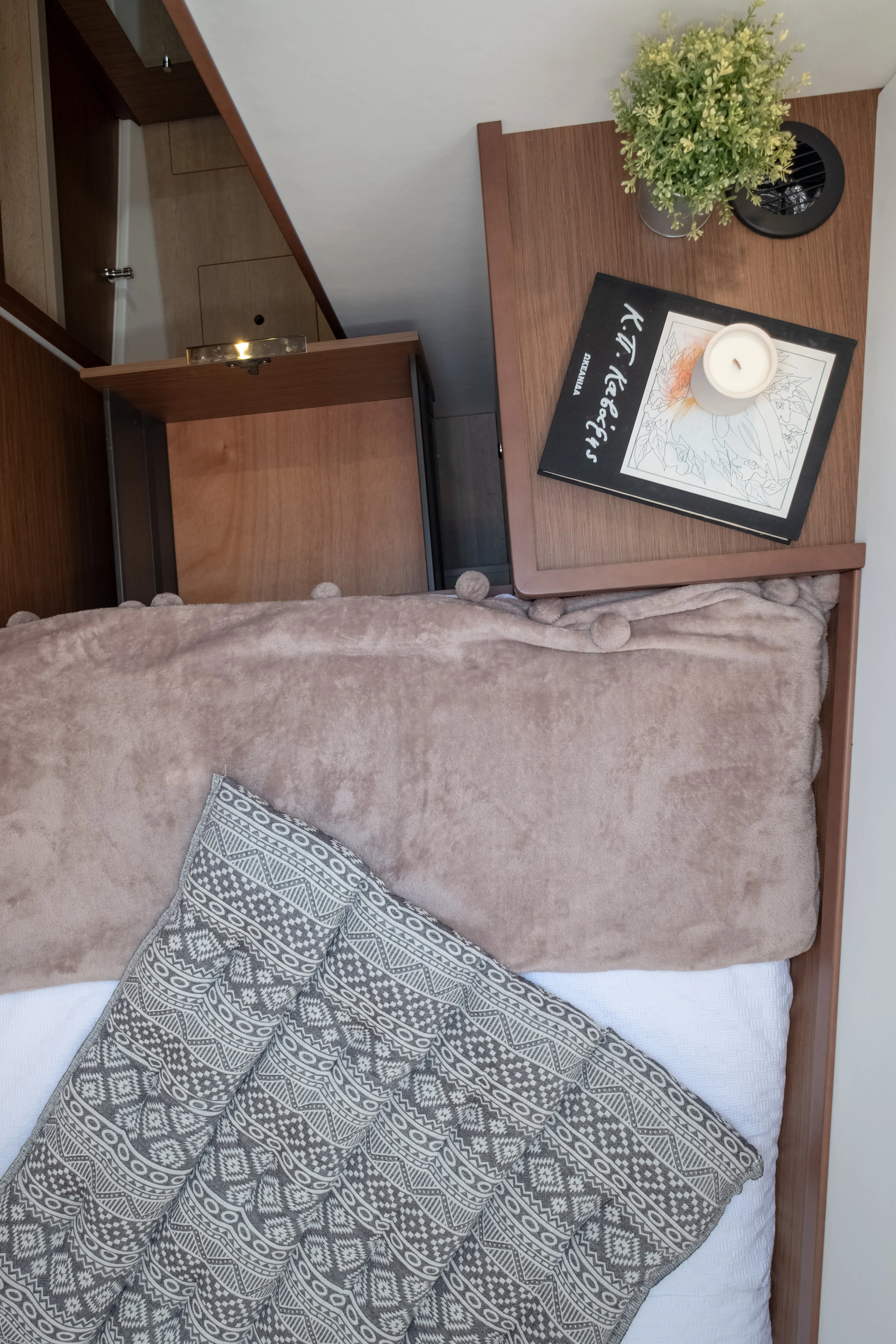Image slide 145154