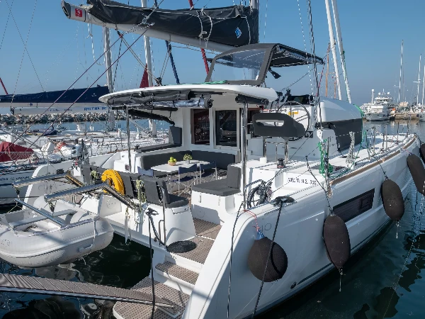 Lagoon 40 Meliti boat image