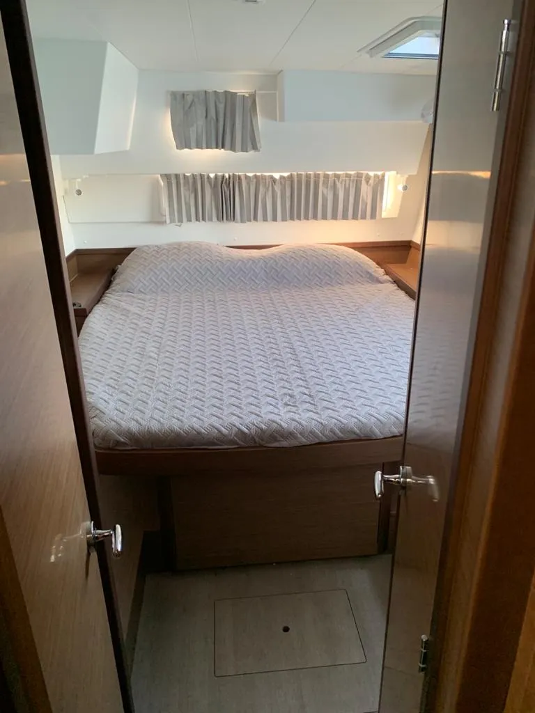 Image slide 145675