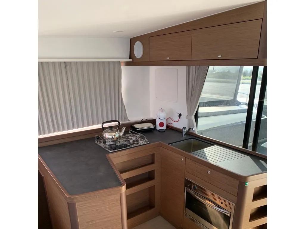 Image slide 145680