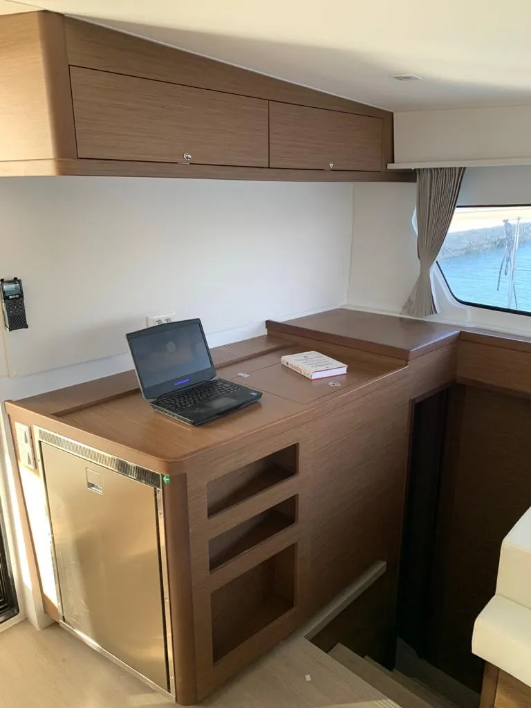 Image slide 145685