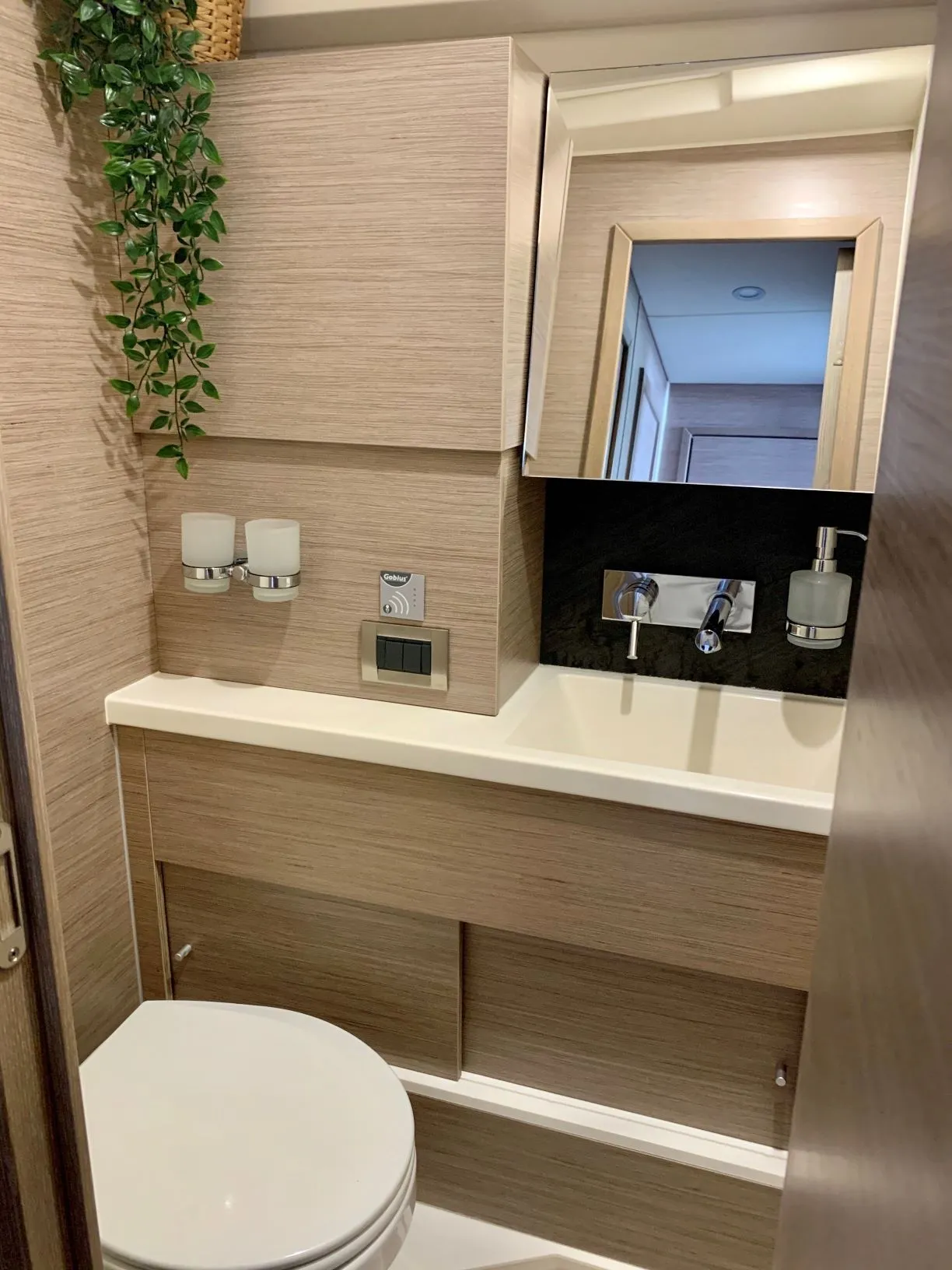 Image slide 145735