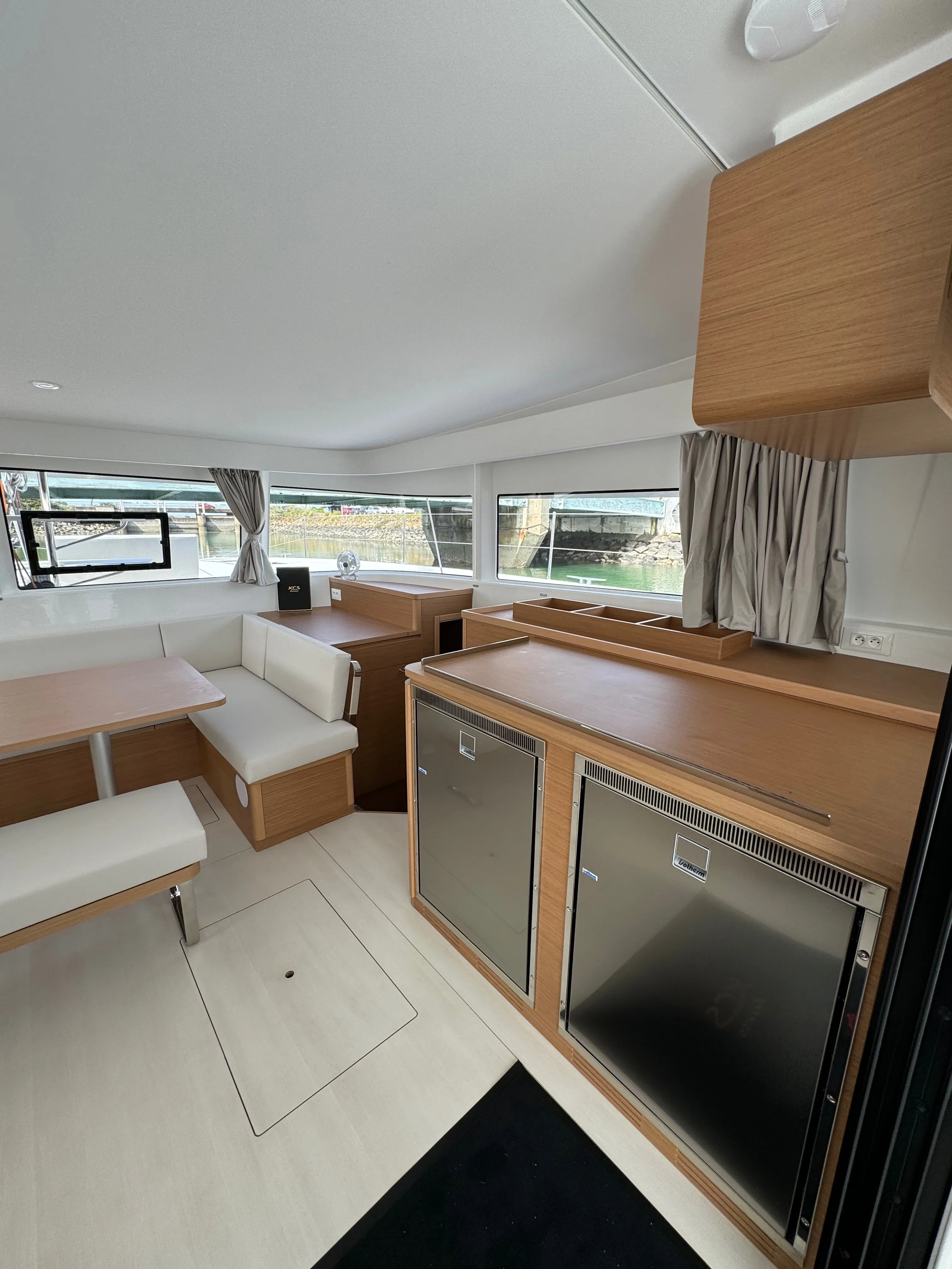 Image slide 146042