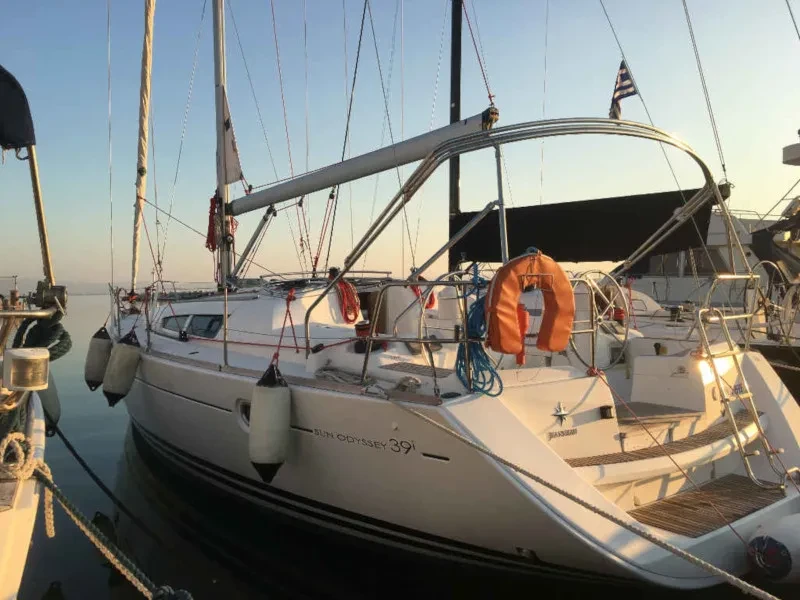 Sun Odyssey 39i Sofia boat image