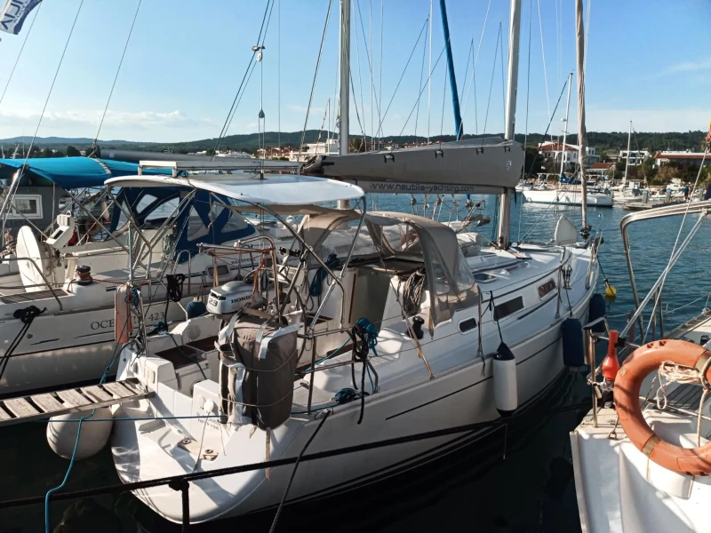 Hanse 342 9 Muses boat image