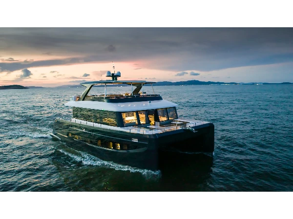 Nauticks N62 Evita boat image