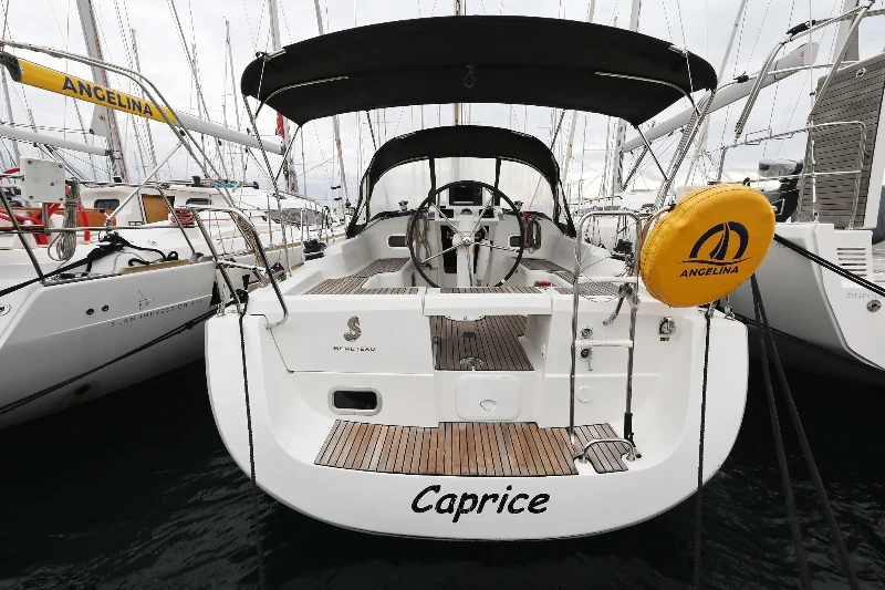 Oceanis 34 Caprice boat image