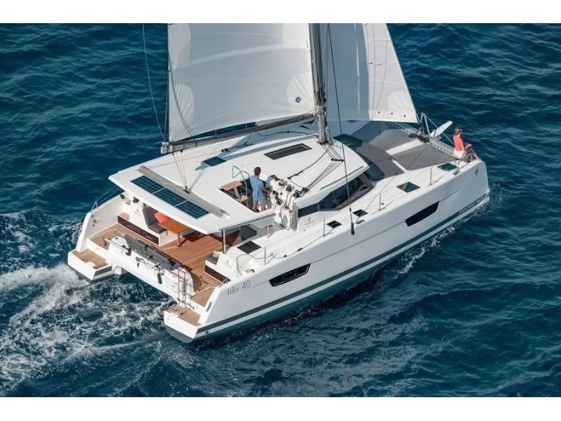 Isla 40 Vetrohod boat image
