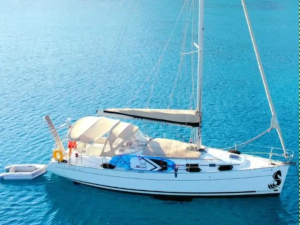 Cyclades 39.3 Rhodes Yachting boat image