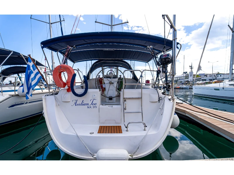 Oceanis 393 Aeolian Too (Solar, heating, Plotter) boat image