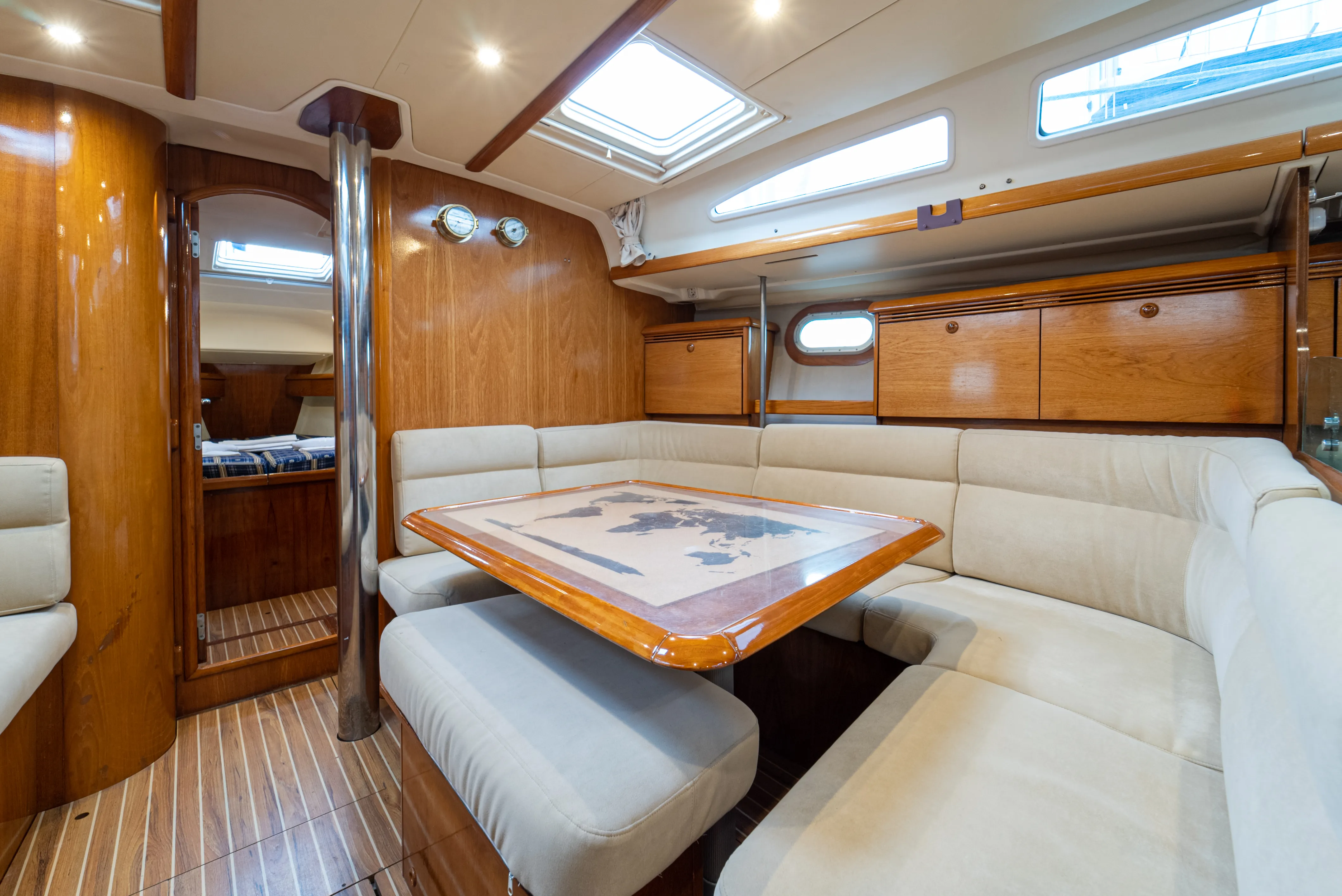 Image slide 147058