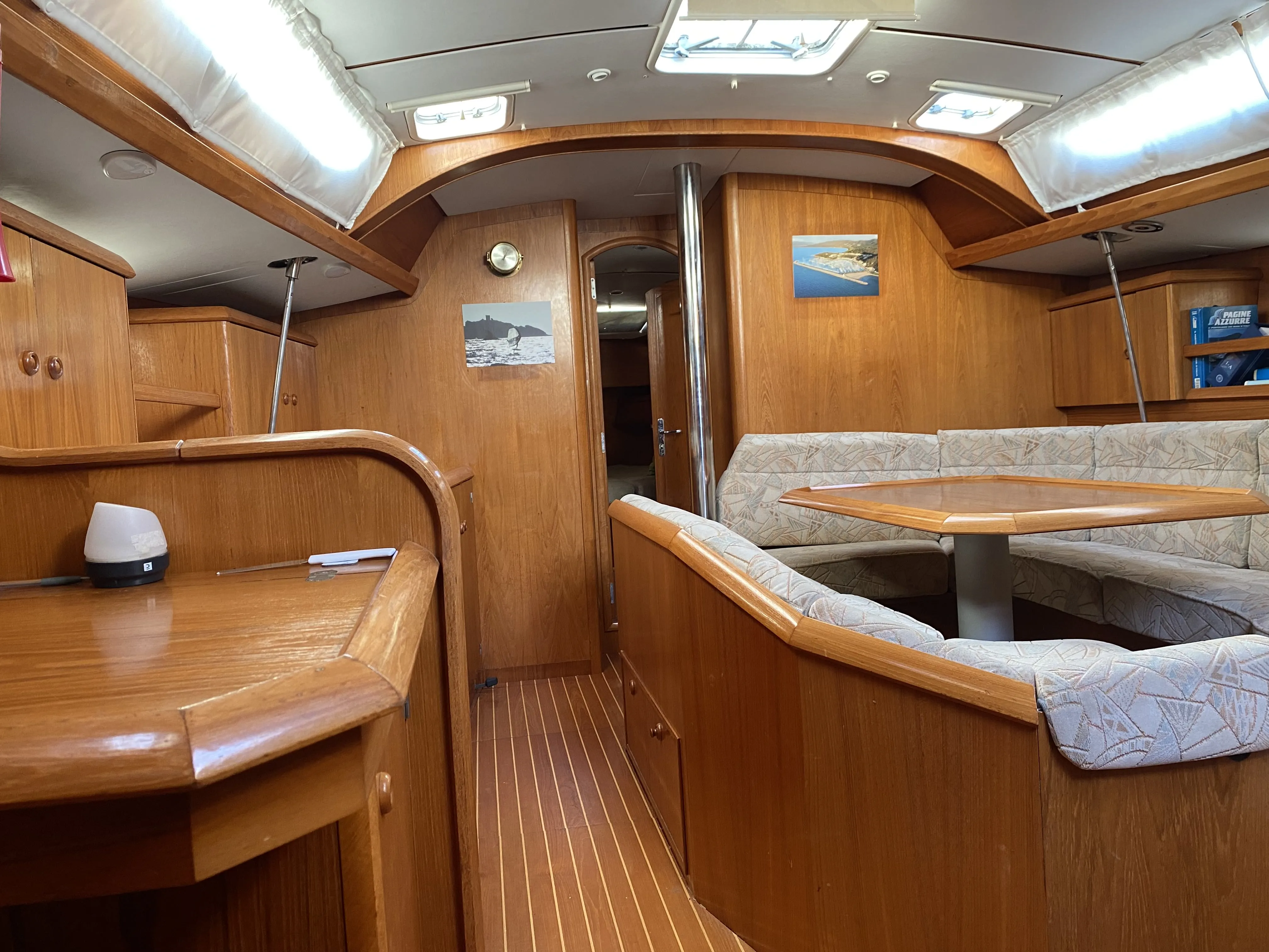 Image slide 147149