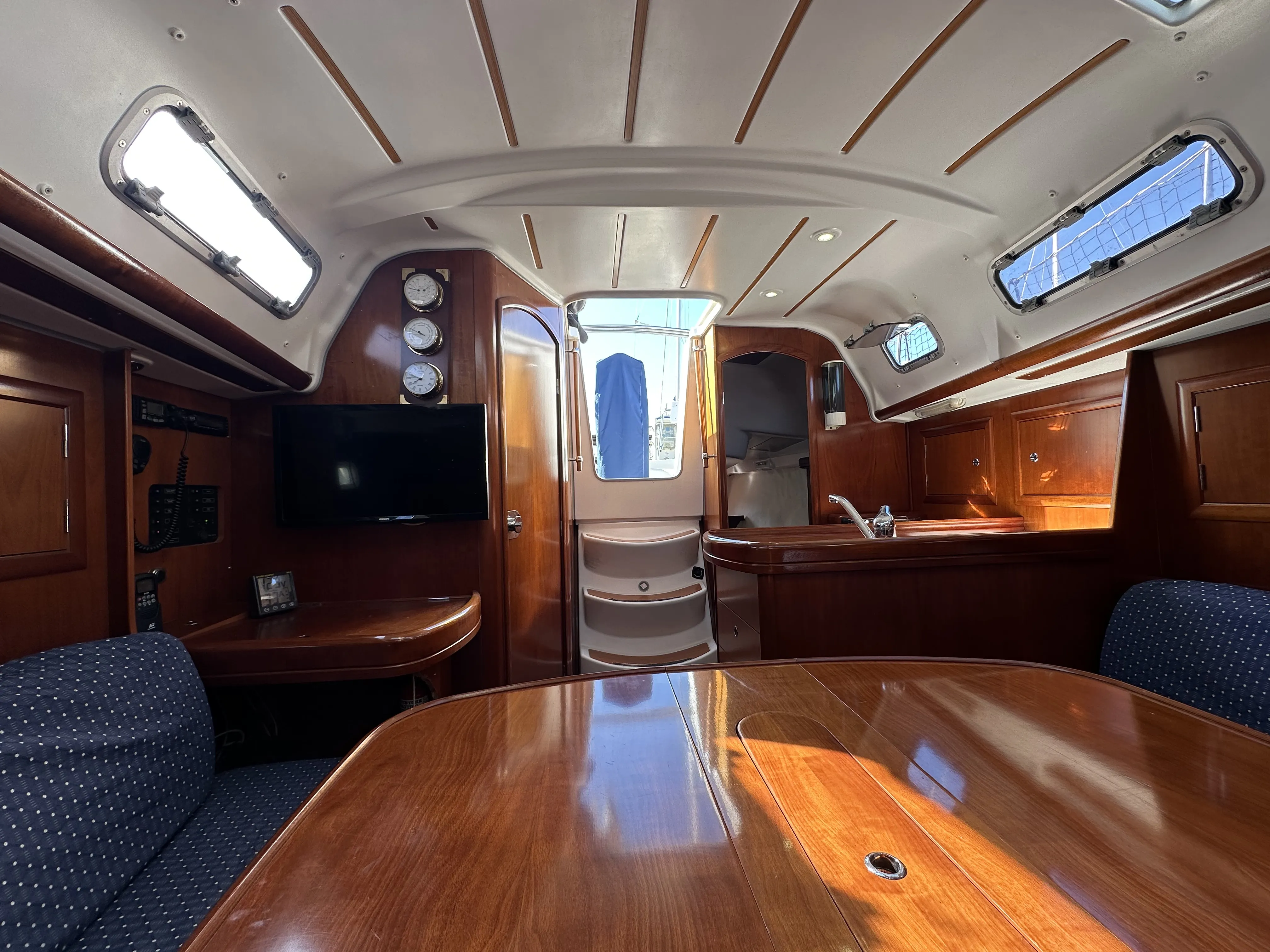 Image slide 147177