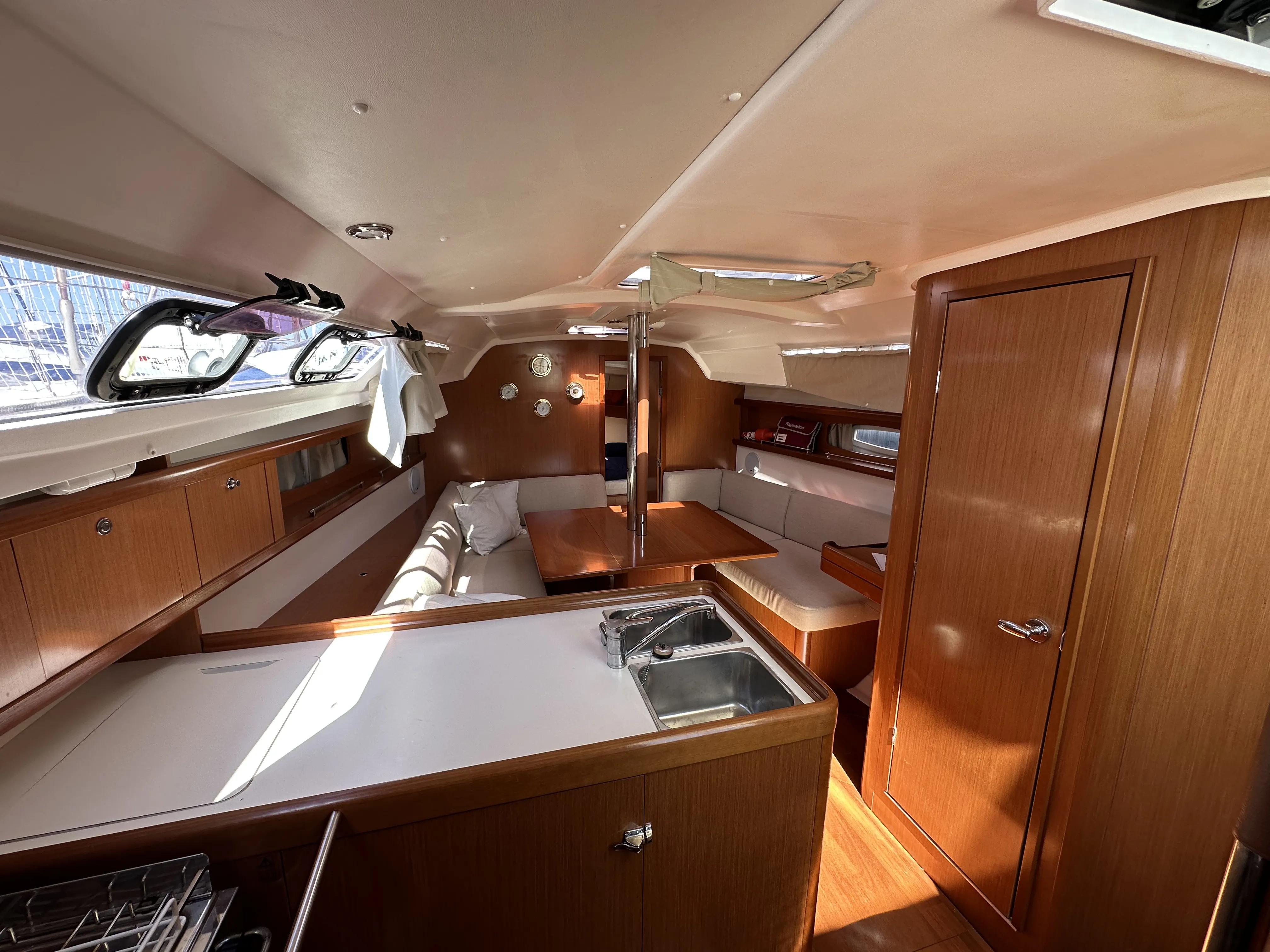 Image slide 147217
