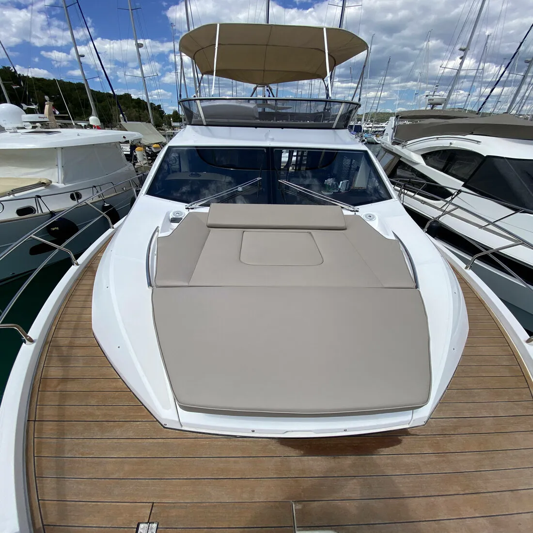 Image slide 1473