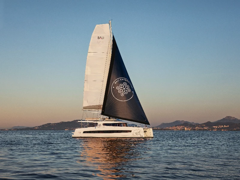 Bali 5.8 CRAZY BABY TOO boat image