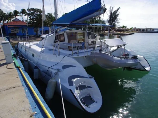 Athena 38 LaPerla boat image