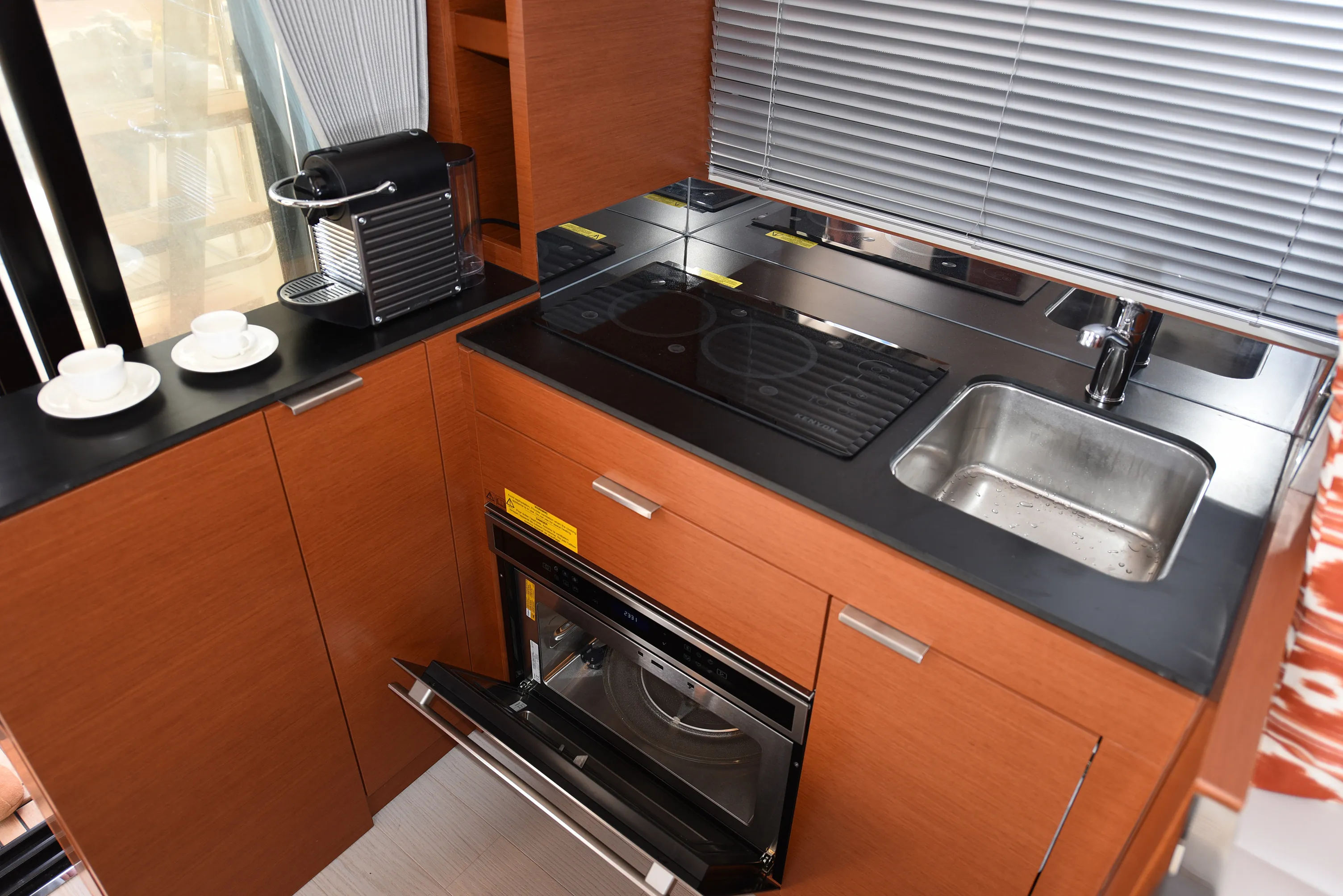Image slide 148705
