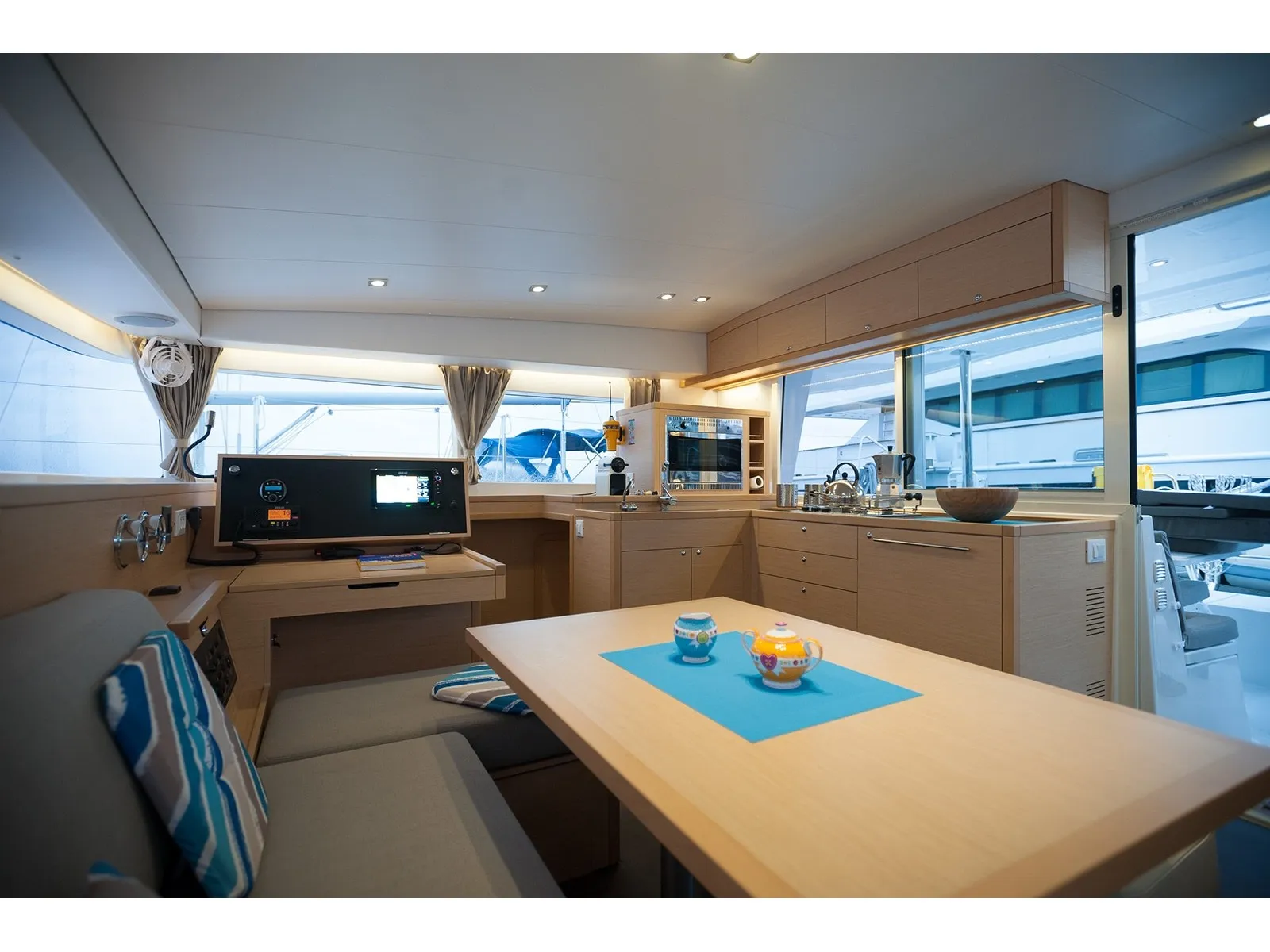 Image slide 148744