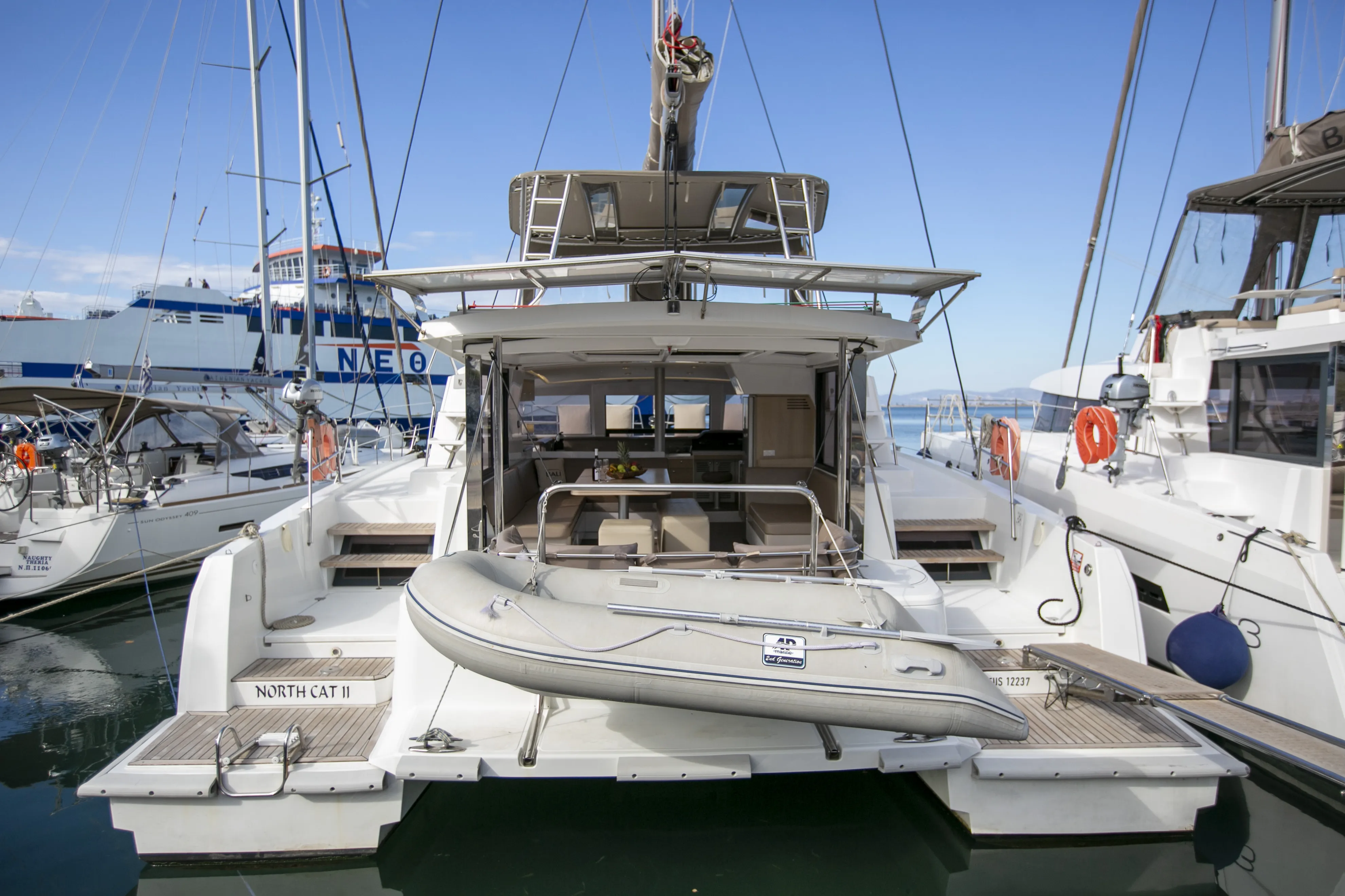 Bali 4.1 North Cat II boat image