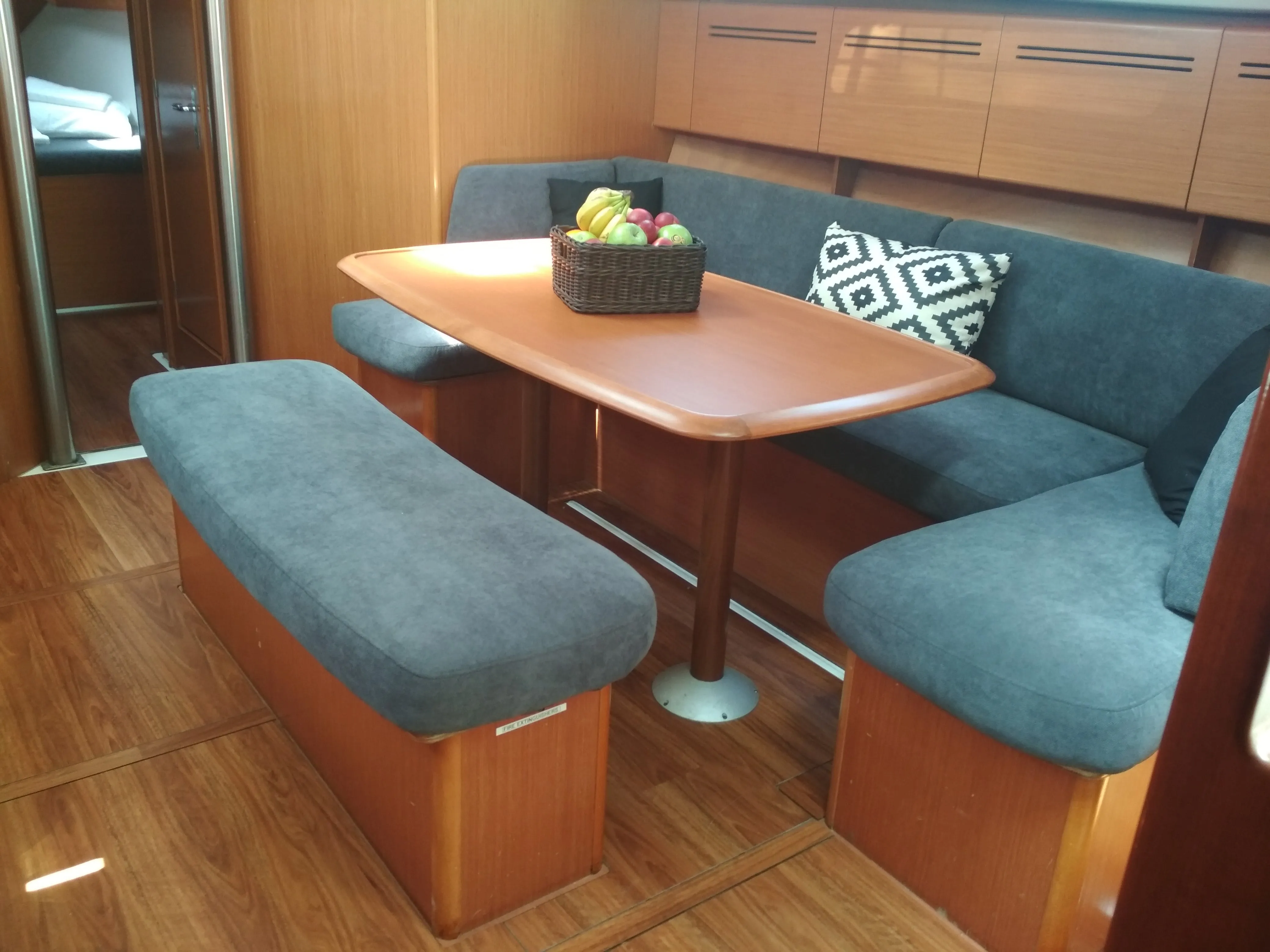 Image slide 149355