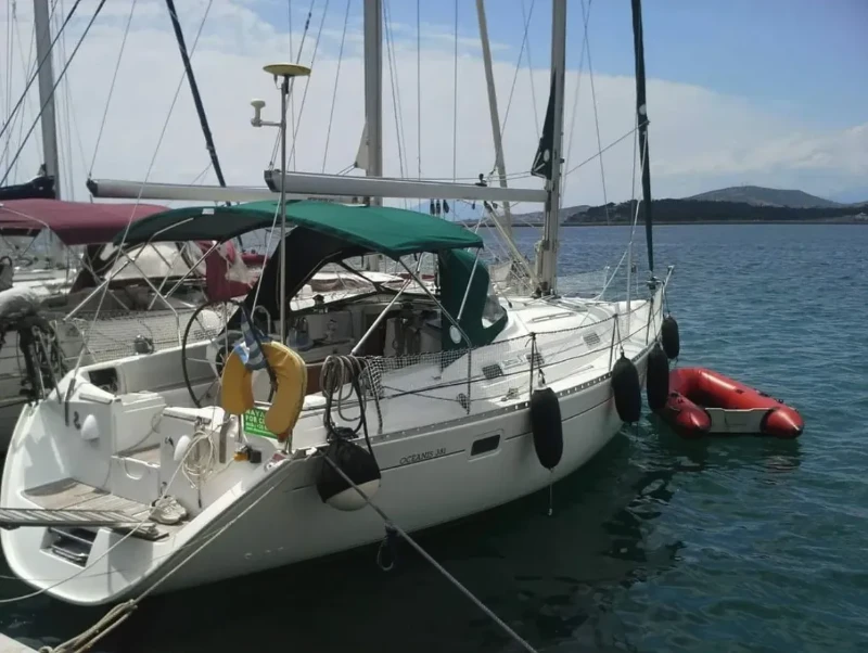 Immagine della barca Oceanis 381 Kleio