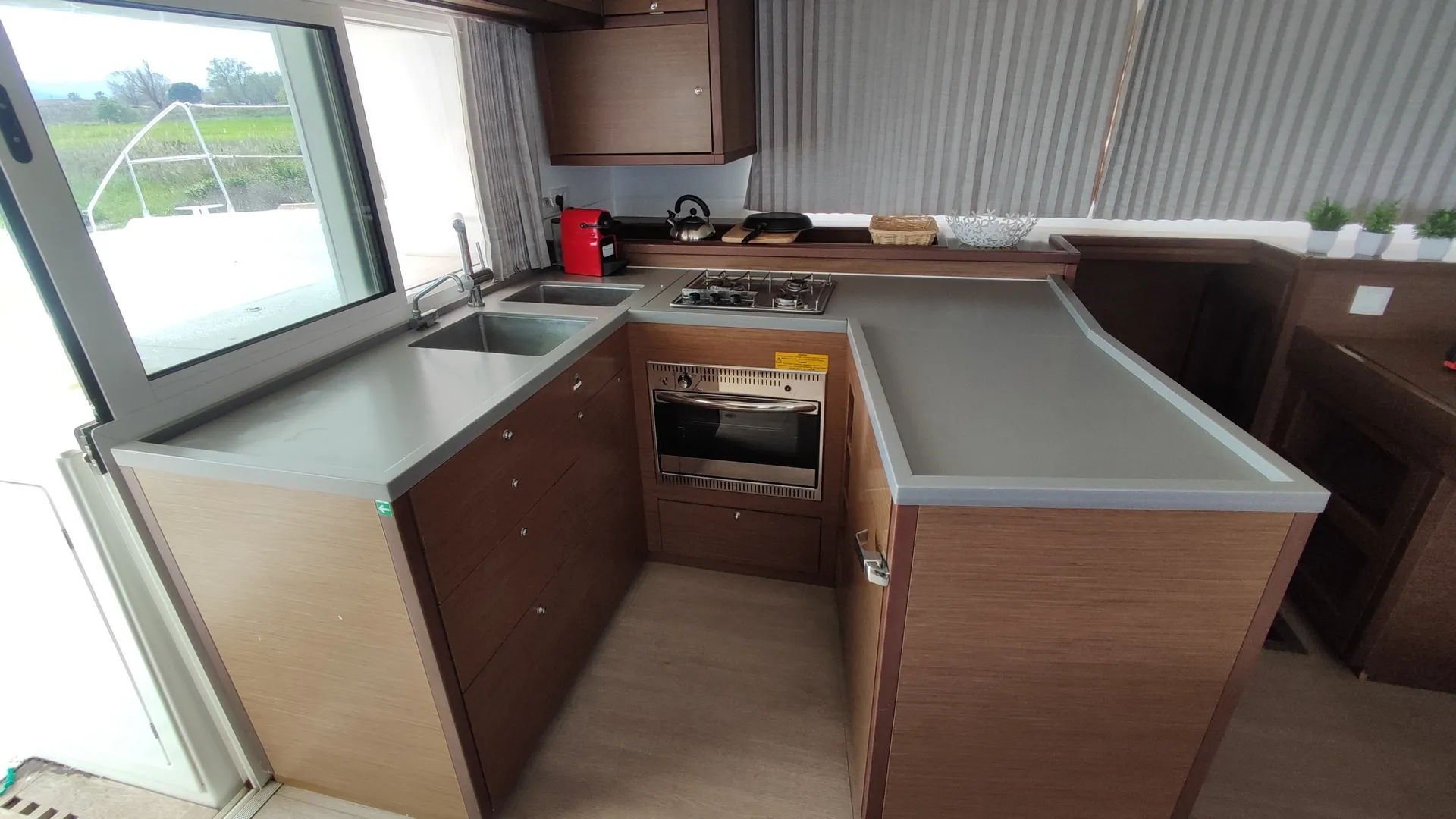 Image slide 149684