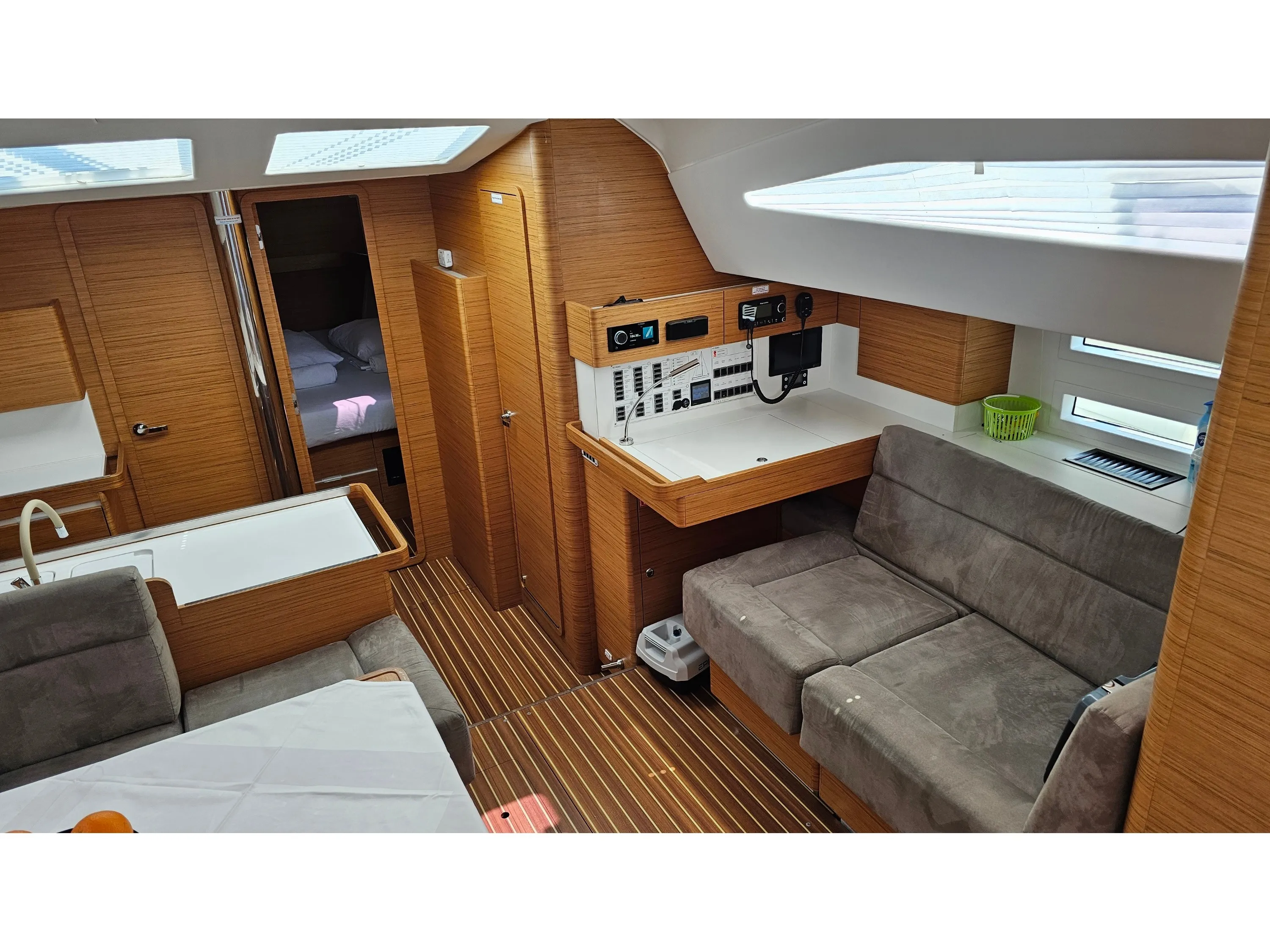 Image slide 149914