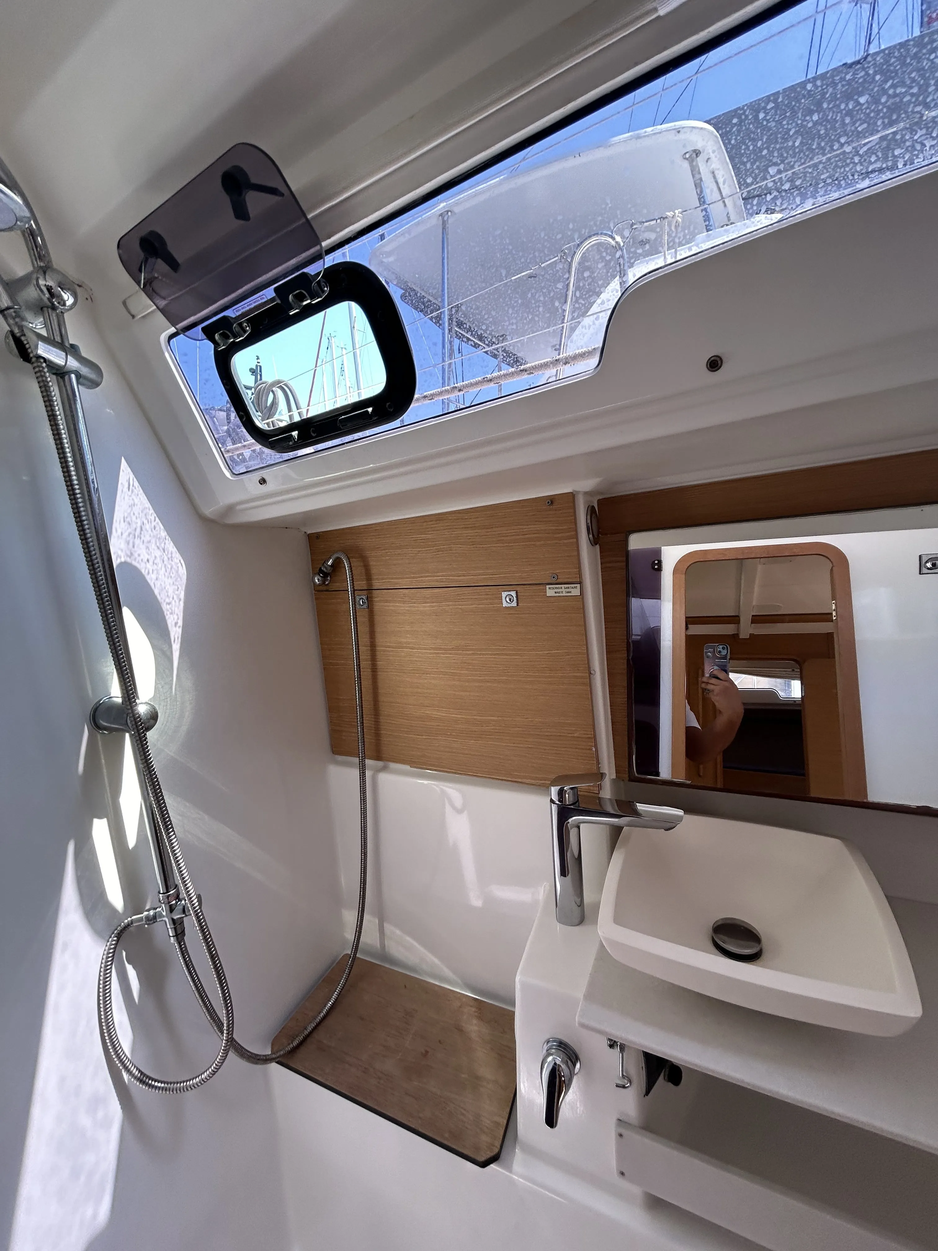 Image slide 150923