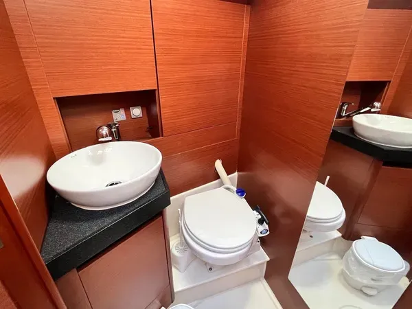 Image slide 151127