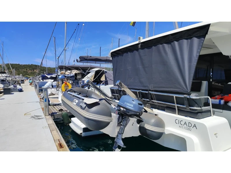 Astréa 42 Cicada boat image