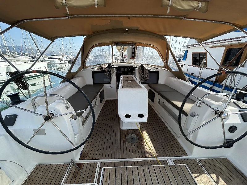 Dufour 412 Grand large Artemis boat image