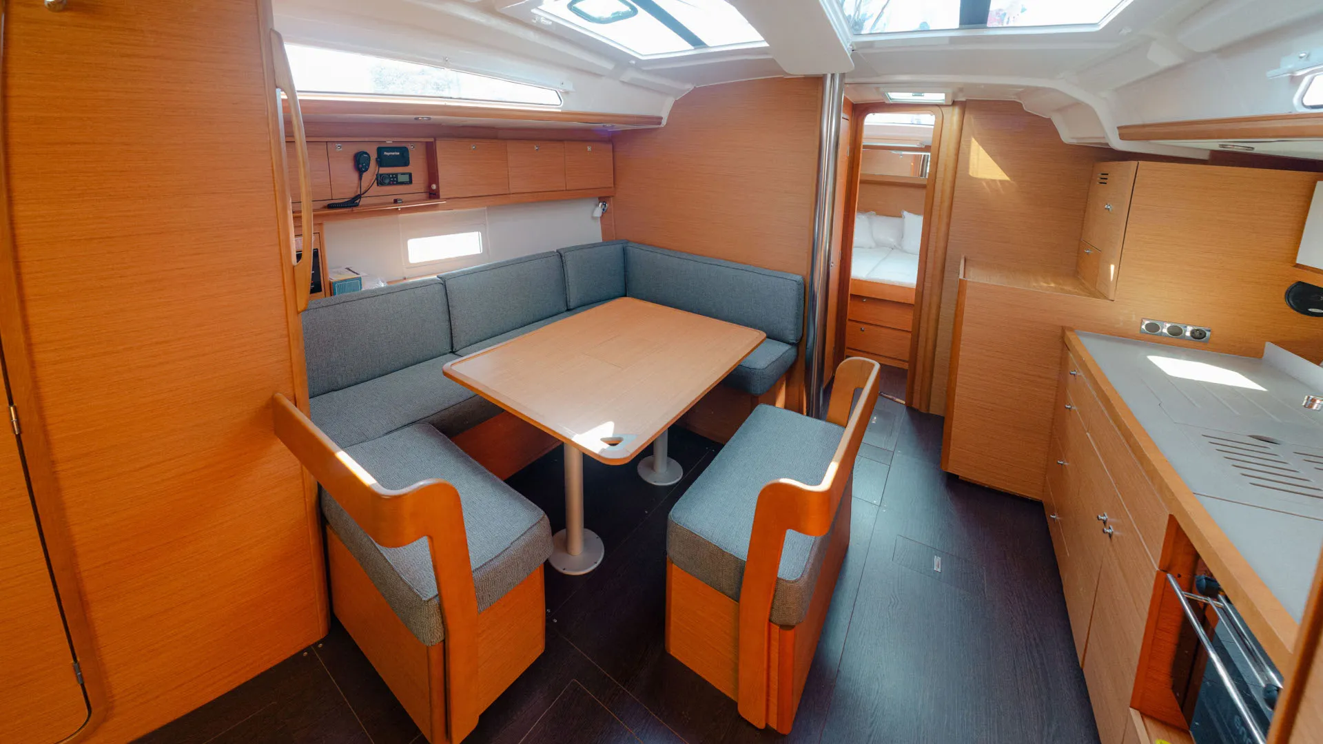 Image slide 152437