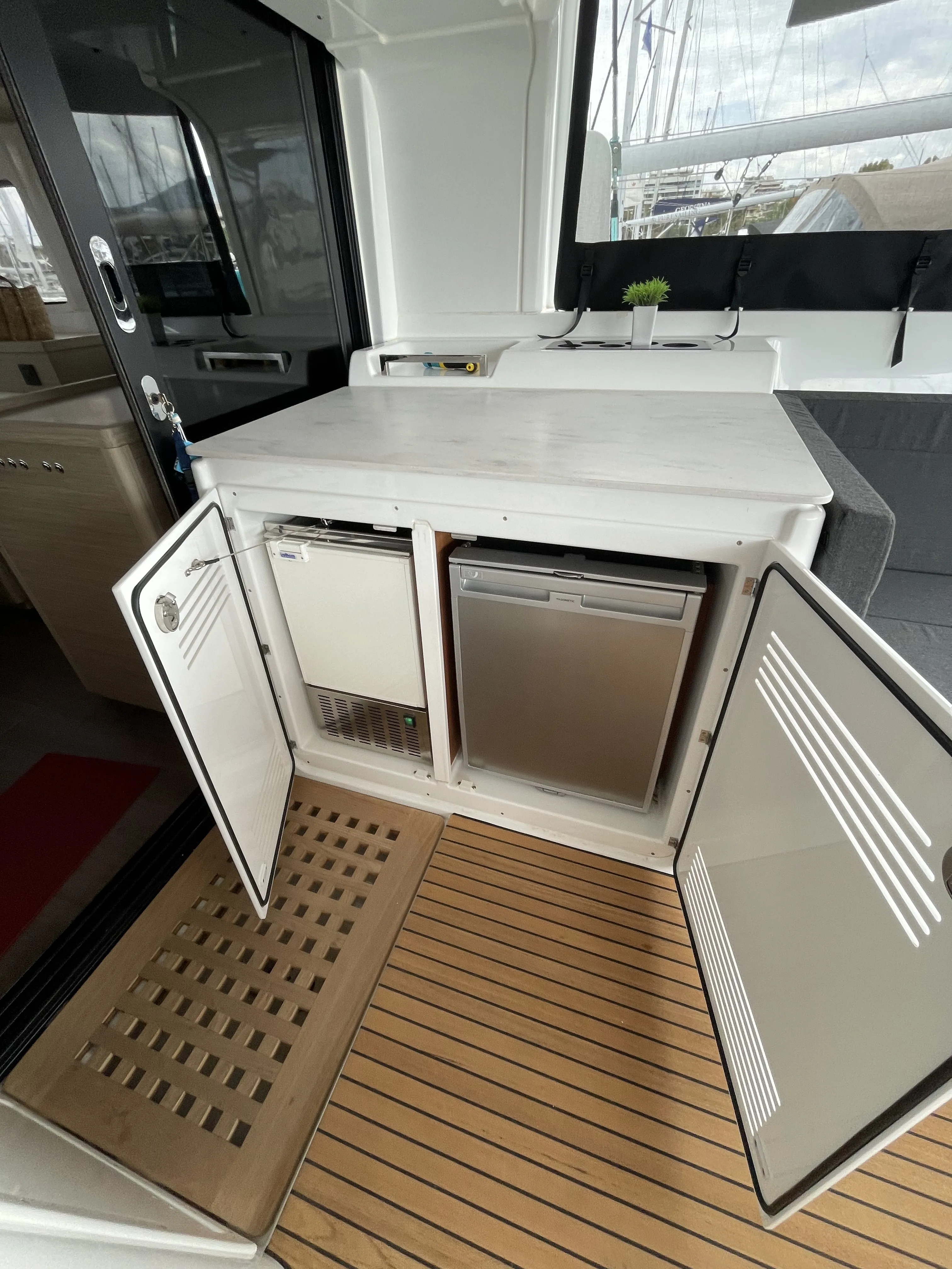 Image slide 152527