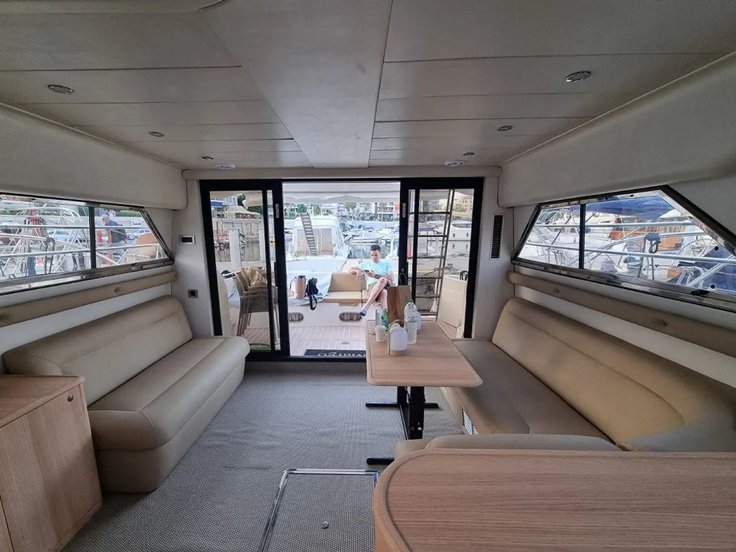 Image slide 153044