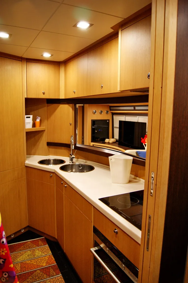 Image slide 153371